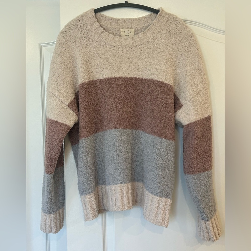 EUC Thread & Supply Women's Plush Striped Ribbed Collar Sweater